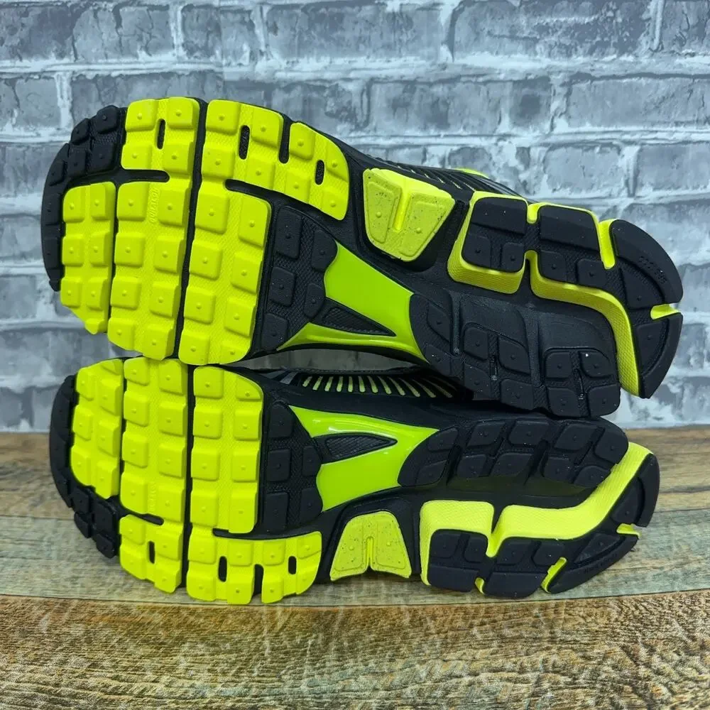 Nike Zoom Vomero 5 Lemon Venom Black White FB9149-702 Mens Size 8.5 New Rare